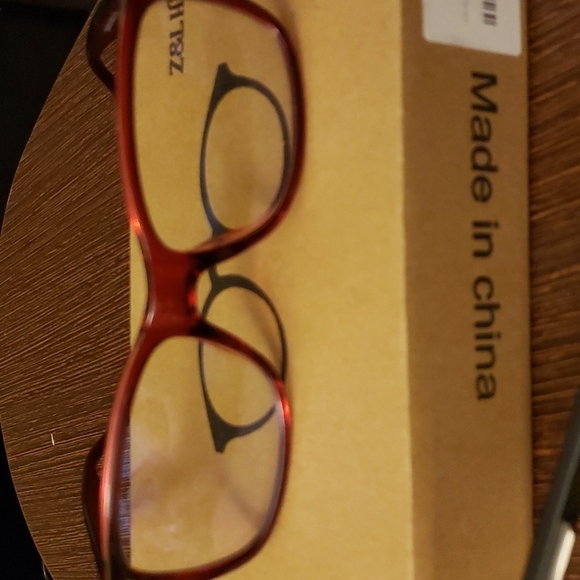 Z&L HOUSE 2 Pack of Anti-Blue Light Blocking Glasses 1 Red & 1 Black Frame - Picture 9 of 12